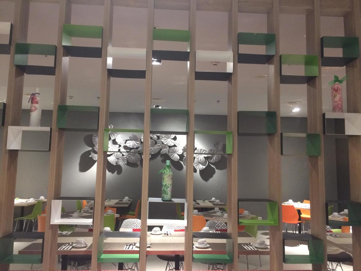 Khas Gresik Hotel Kültér fotó